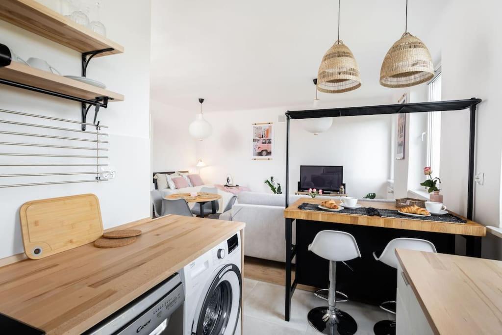 Ciche Studio, Blisko Metra Politechnika, Parking Apartamento Varsóvia Exterior foto
